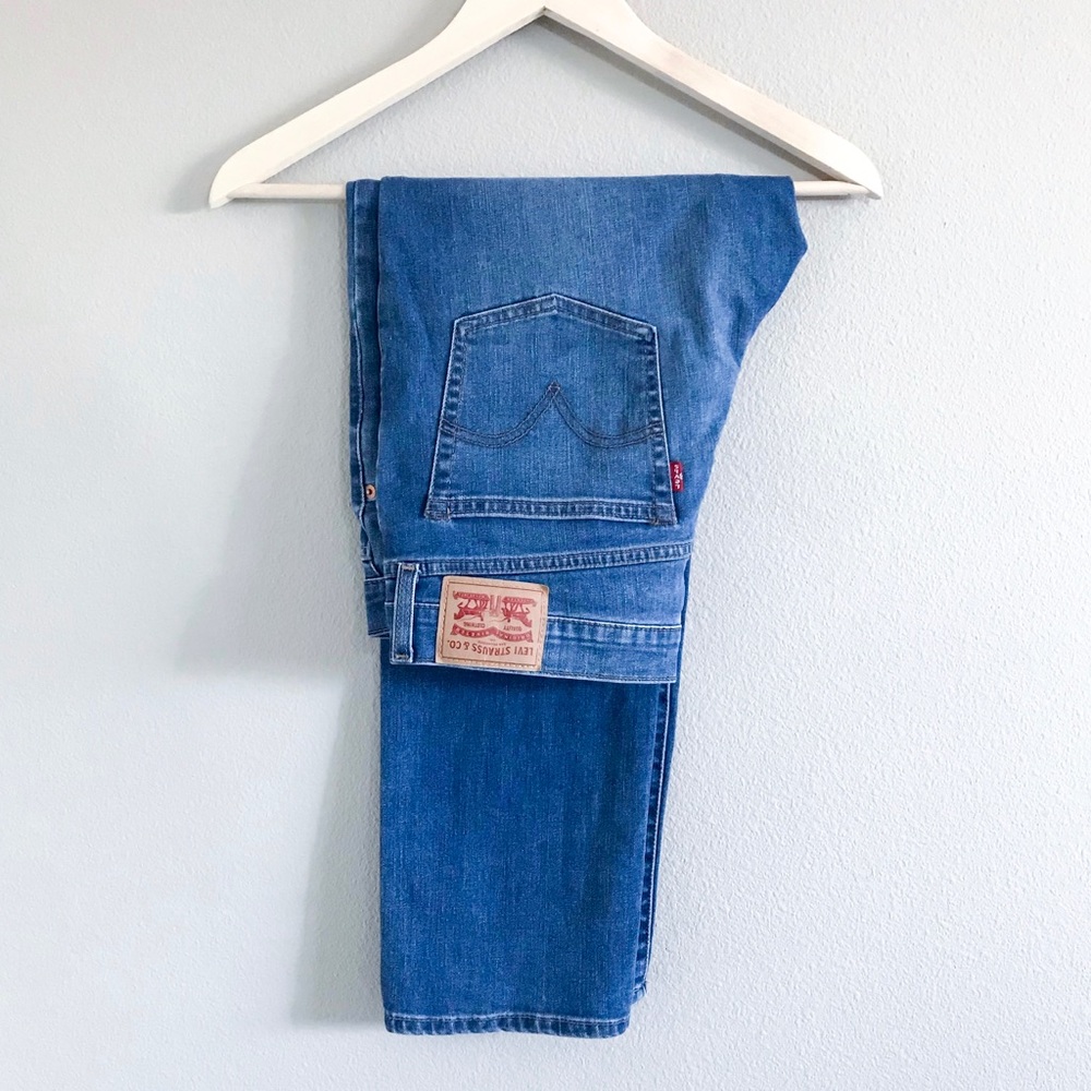 Levi’s Boyfriend Medium Wash Denim